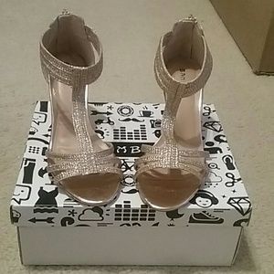 Bamboo gold glitter dress sandals